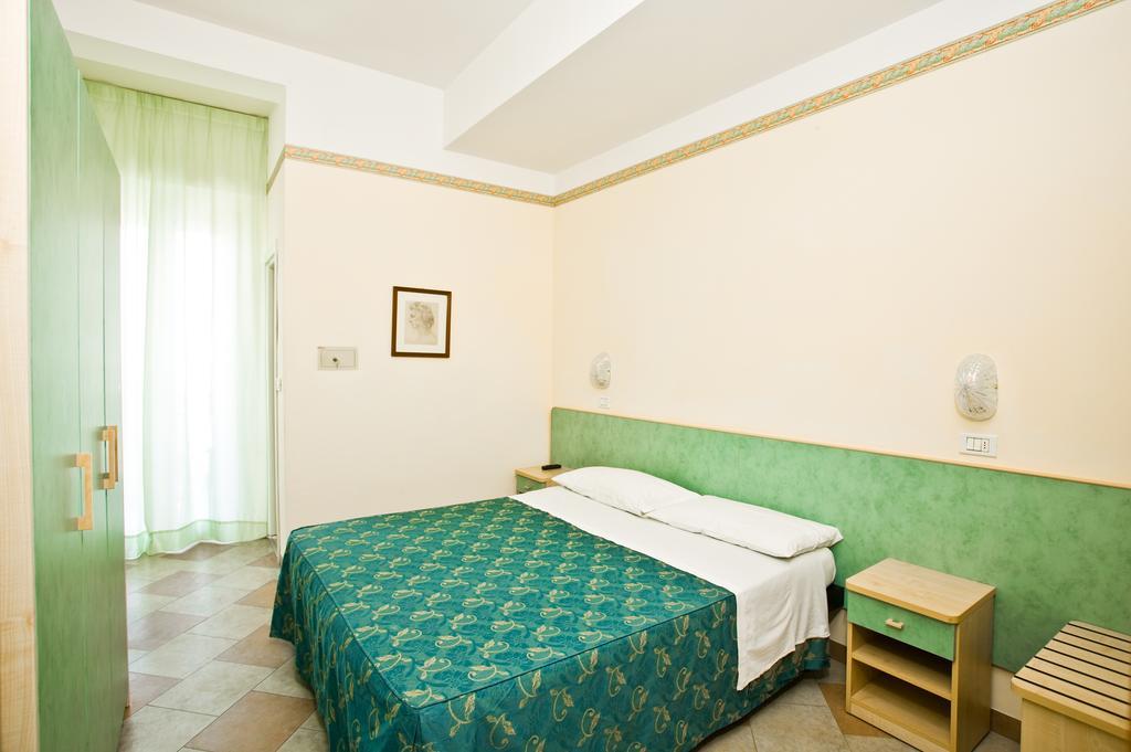 Hotel Giamaika Cesenatico Exterior photo